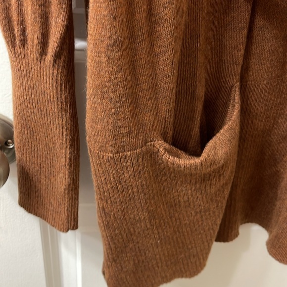 NWT Sonoma Cardigan. Brown with pockets. XL - Picture 3 of 5